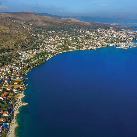 Будинок відпочинку Amazing In Seget Donji With Wifi Трогір