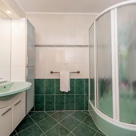 Cozy In Seget Donji טרוגיר