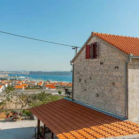 Cozy In Seget Donji Дом отдыха *