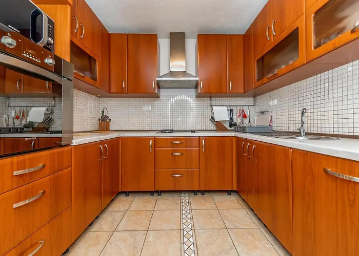 Cozy In Seget Donji Дом отдыха *