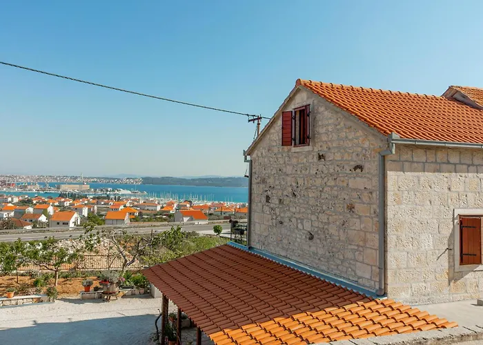 Cozy In Seget Donji Дом отдыха *